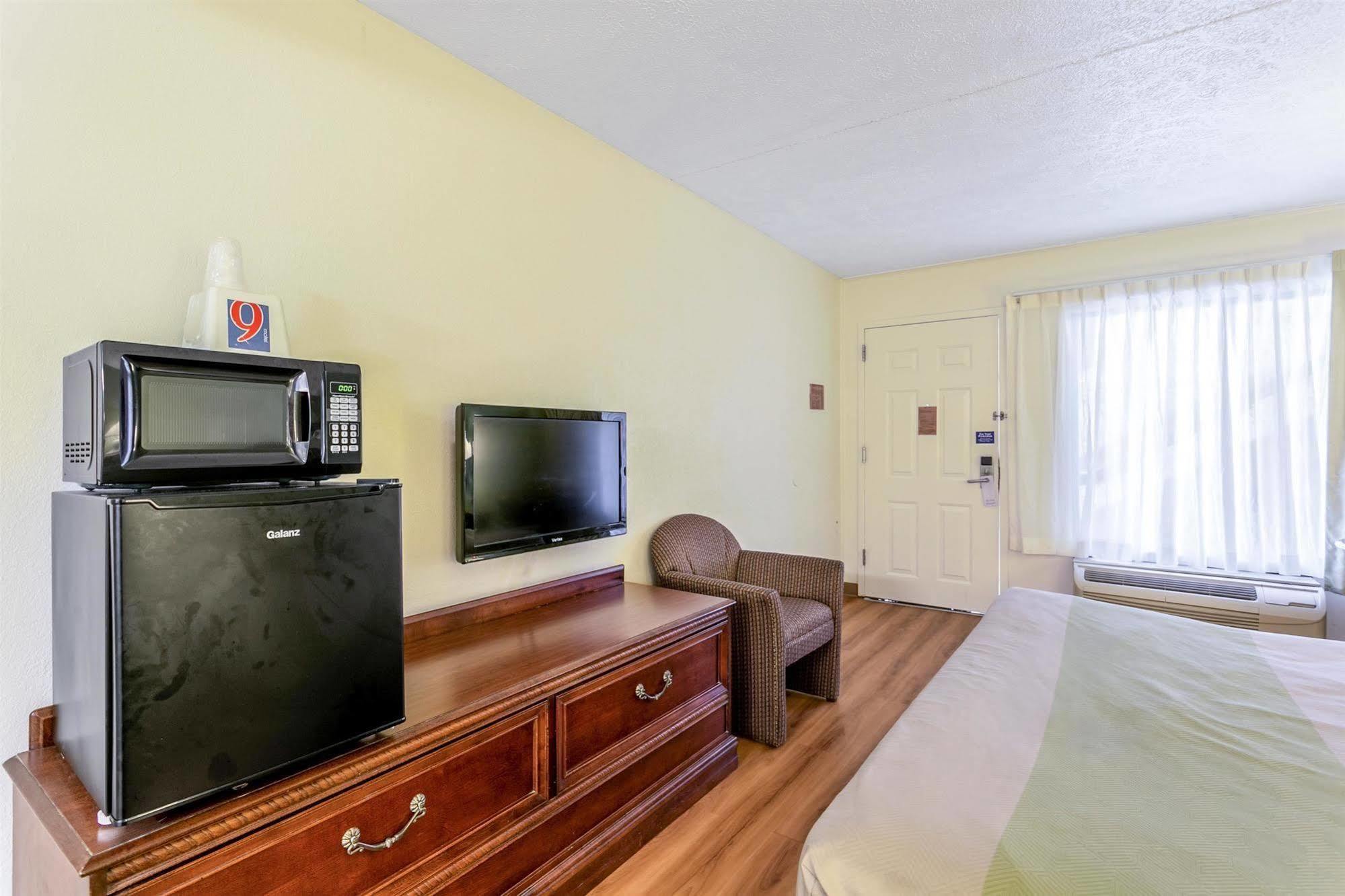 Americas Best Value Inn Edgewood, Md Exteriér fotografie