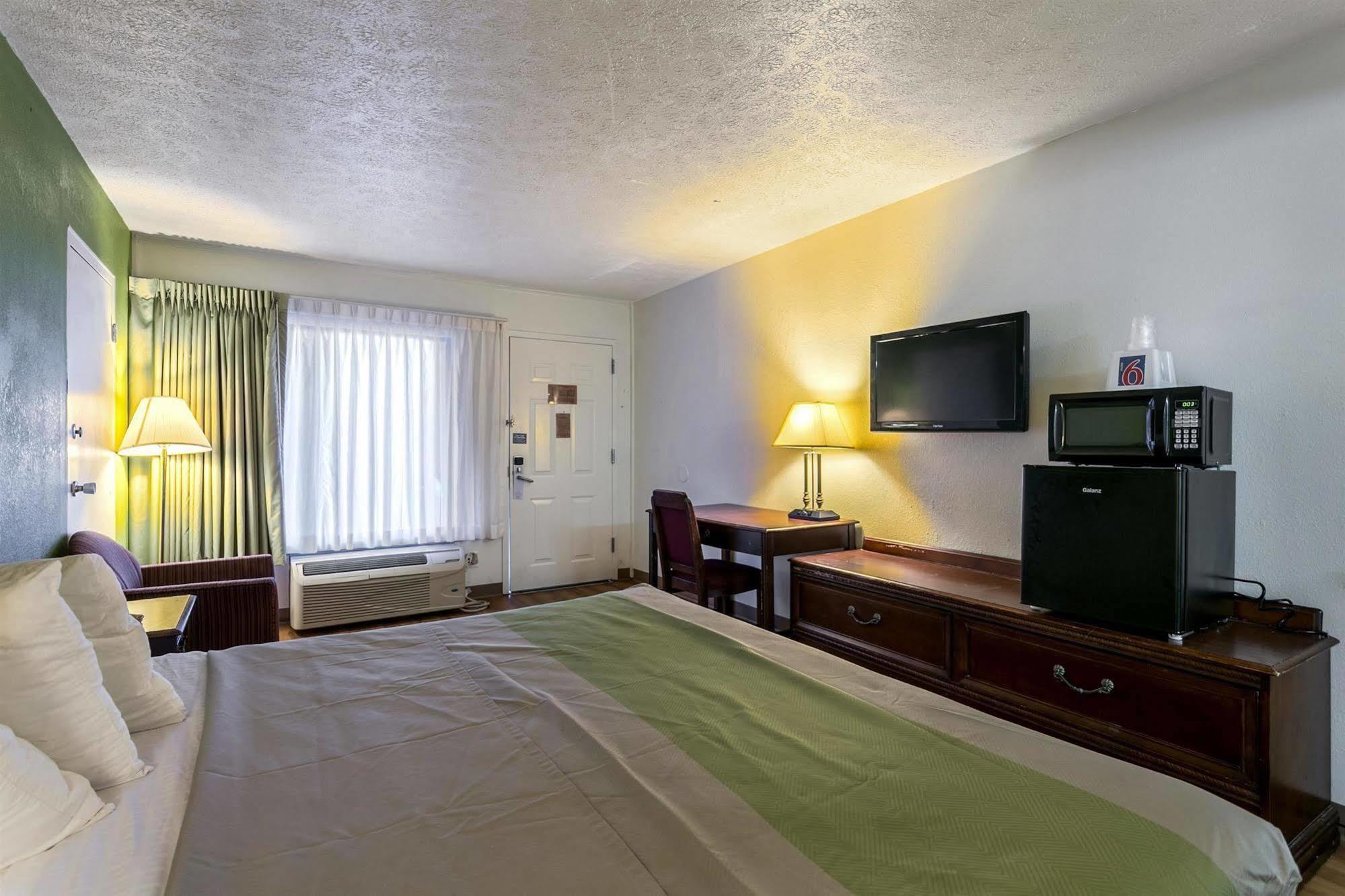 Americas Best Value Inn Edgewood, Md Exteriér fotografie